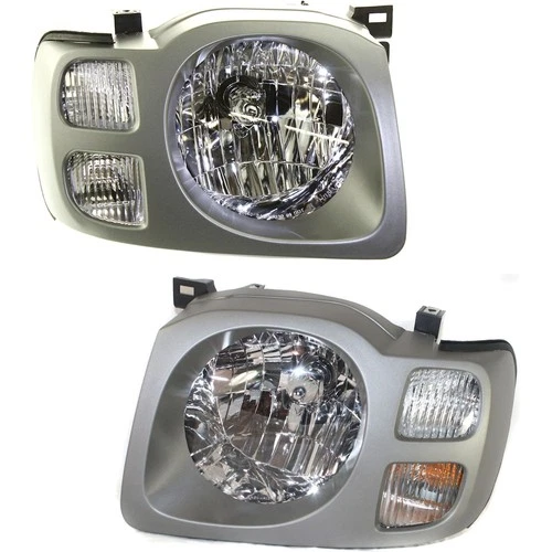 Headlight Set For 2002-2004 Nissan Xterra Driver and Passenger Side